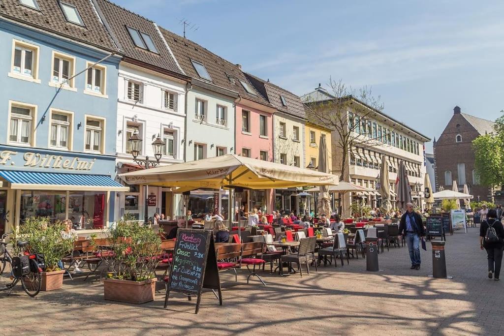 3 Og Direkt An Der Laga 2026 - Gemuetliche Stadtwohnung Am Neusser Markt! Exteriér fotografie