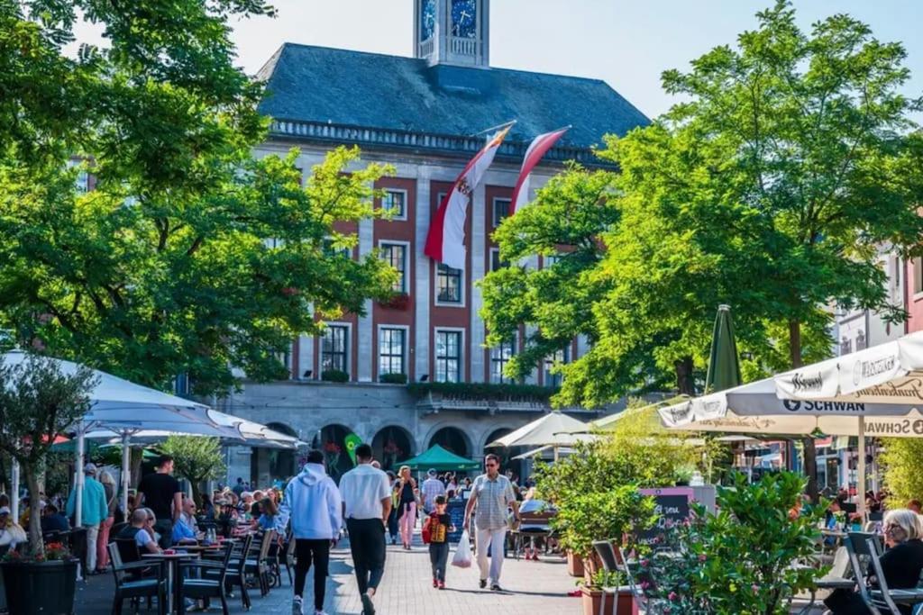 3 Og Direkt An Der Laga 2026 - Gemuetliche Stadtwohnung Am Neusser Markt! Exteriér fotografie
